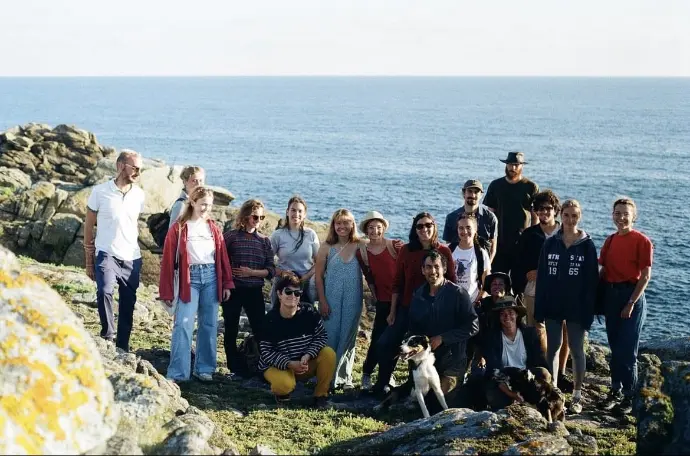 Equipe la ferme d'Emilie sur la côte sauvage à l'Île d'Yeu